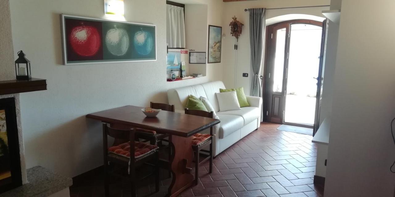 Piccolo Girasole Apartment Menaggio Exterior photo